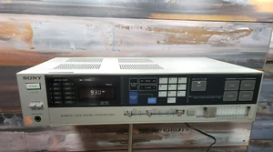 De colección Sony STR-AV260 Sintetizador Digital Cuarzo *Audiófilo *TOTALMENTE RESTAURADO - Imagen 1 de 7