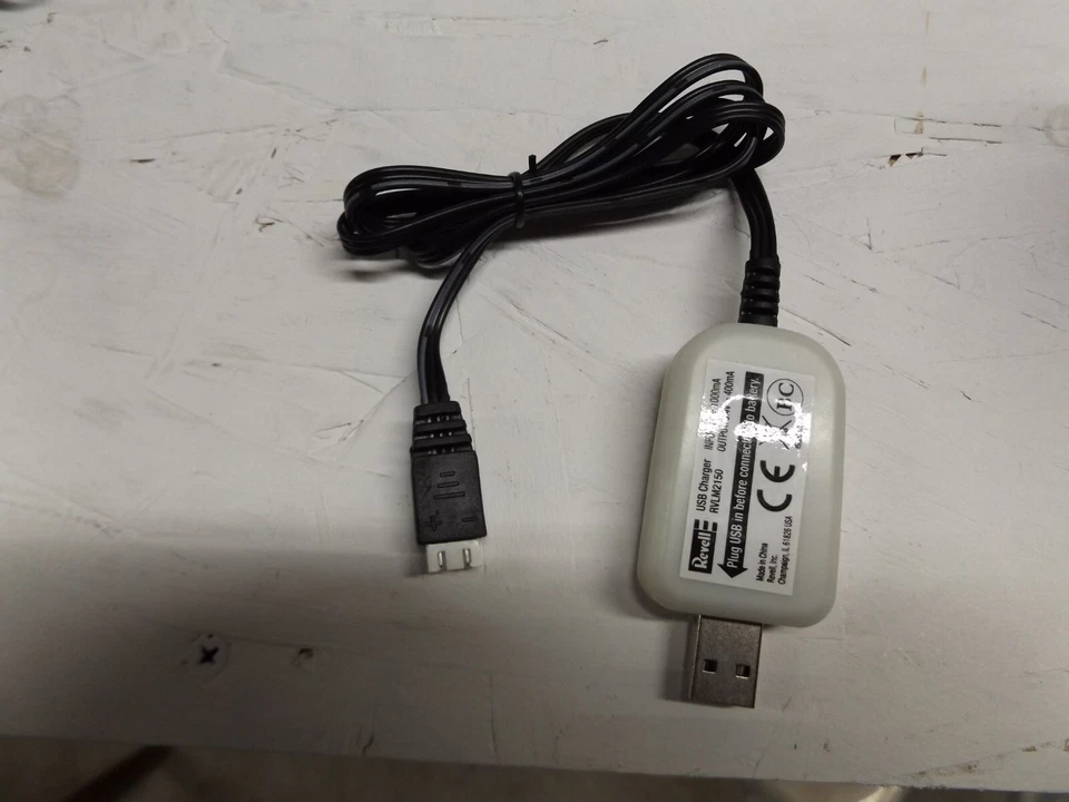 Revell RVLM2150 USB Charger Modzilla MT - Image 1 of 2