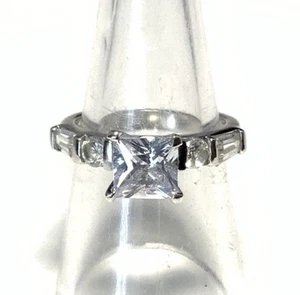 Jewelry Concepts Sterling Silver 925 CZ Engagement Ring Size 7 KE44 - Picture 1 of 9