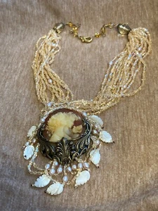 Multi Strand Yellow Seed Bead With Cameo Antiqued Gold Tone Leaf Dangles C88-200 - Picture 1 of 3