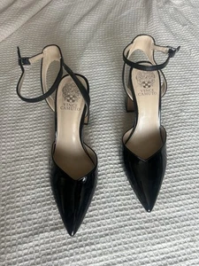 Vince Camuto Womens Hilantra Black Ankle Strap Block Heel Pointed Toe Size 8.5  - Picture 1 of 6
