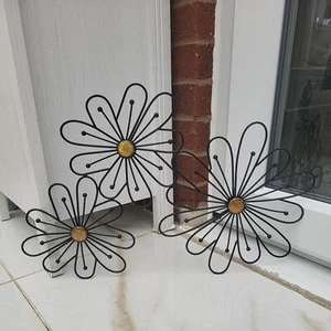 Metal Wall ART Hanging Home Decor - L 42cm X H 57cm Unique - Picture 1 of 11