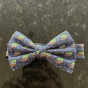 VINEYARD VINES Boys Blue Silk Bow Tie, Woody & Tree, NWT! - Picture 1 of 5