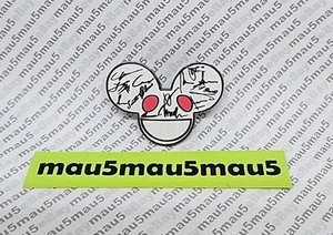 Deadmau5 Series 1 Pin Numbered to 1000 Signatures White Head Writing #787 - Picture 1 of 14