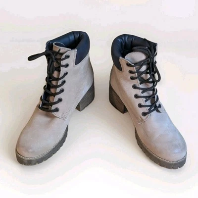 Bota de combate Artisan by Zigi para mujer de cuero tostado Yessica talla 8,5 M Foto 1 de 4