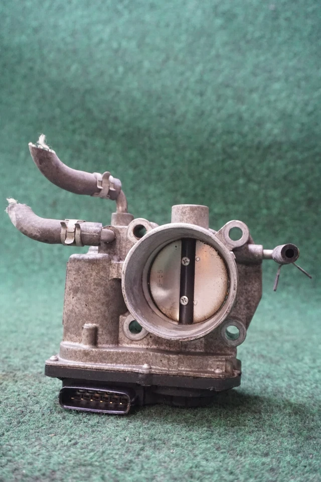 2004 TOYOTA SOLARA 2.4L corpo do acelerador fabricante de equipamento original 220300h021 137.849 milhas - Imagem 1 de 4