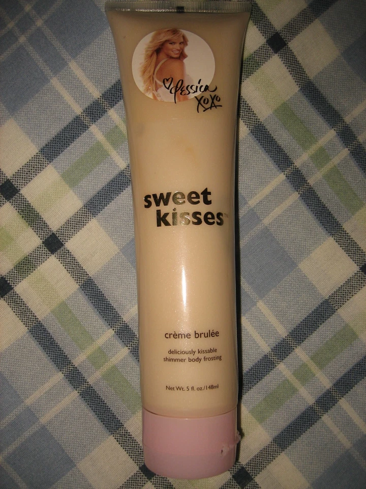 New Jessica Simpson Sweet Kisses Creme Brulee Kissable Body Frosting Lotion VHTF - Image 1 of 1