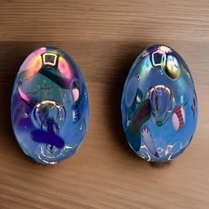 Set Of 2 VTG Roger Vines Studio Signed Ash Art Glass Paperweights MSH 1985 - Picture 1 of 5