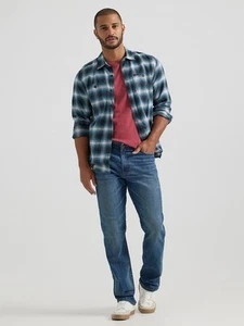 Lee Men's Extreme Motion MVP Straight Fit Tapered Jean- Keplar - Picture 1 of 7