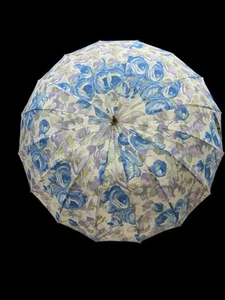 Mid Century Parasol Blue Floral folding umbrella, Lucite Handle - Picture 1 of 15