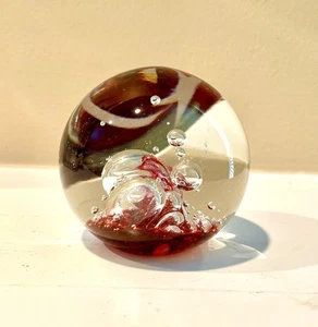 CMOG Corning Museum Glass Bubble Paperweight 2000 Etched Clear & Burgundy Red - Picture 1 of 7