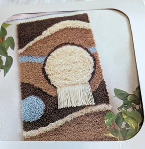 Vintage WonderArt Riegel Haken Teppich Kit Moonscape #4103 16" breit x 32" hoch in Box - Bild 1 von 9