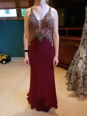 VESTIDO DE GRADUACIÓN FAVIANA Foto 1 de 4