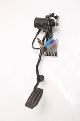 Pedal acelerador opel frontera b 86401680 bosch 9119062 2.2 85 kw 116 cv diésel 08-2000 Foto 1 de 4