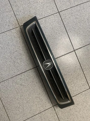 Rare Acura 1.6EL Front Grille - Image 1 of 4
