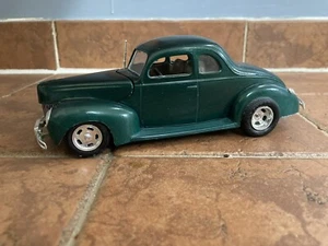 AMT/ERTL 1940 Ford Coupe Built Kit 1:25 Scale - Picture 1 of 9