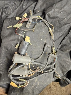 73 74 75 Yamaha RD250, RD350 OEM Arnés de cable principal con bobinas 360-82590-43-00 Foto 1 de 4