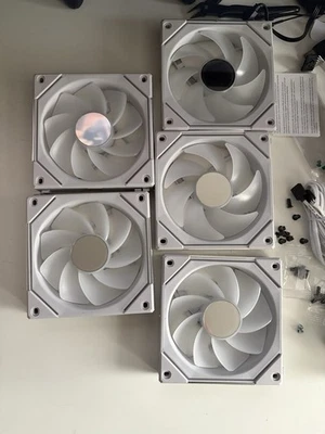 Lian Li Uni Fan SL-INF 120 X5 - Image 1 of 4