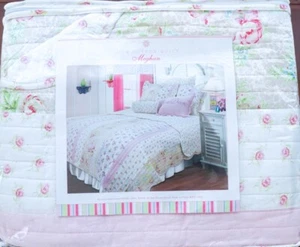 Shabby Cottage Pieced Quilt SET Rose Pink Aqua, Apple Green Fabric Twin/Sham - Afbeelding 1 van 4