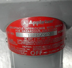 APPLETON EFSR20232 MODEL B RECEPT.20A 2HP 250VAC - Picture 1 of 4