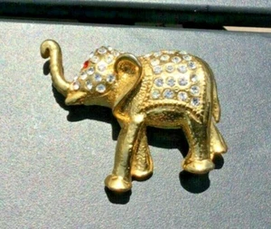 JEWELRY ELEPHANT BROOCH TRUNK UP FOR GOOD LUCK SPARKLING WHITE STONES - Picture 1 of 11