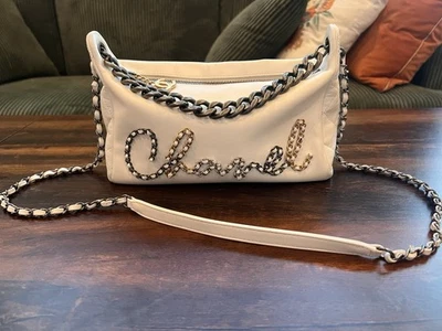 Bolso de Bowling Chanel Autenticado Piel de Becerro Signature Cadena Signe Blanco Foto 1 de 4