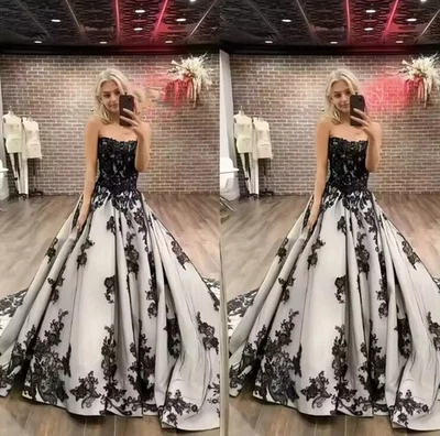 Vestido de novia gótico blanco y negro apliques de encaje sin tirantes línea A vestido de novia Foto 1 de 4