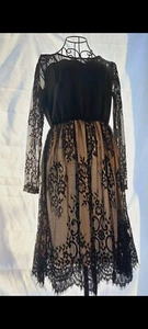 Elegantes Damen-Kleid - Bild 1 von 2