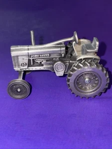 Tractor John Deere modelo 60 granja de peltre delantero ancho - Imagen 1 de 5