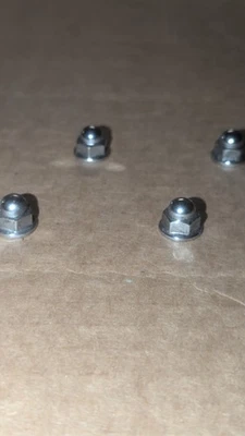 Cubierta de válvula Honda Acura tuercas de acero (4) Accord CRV Civic Integra Odyssey Passport Foto 1 de 4