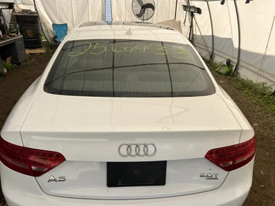 Used Deck Lid fits: 2011 Audi A5 Cpe LED opt 8SL w/o integrated spoiler w/rear v Foto 1 de 4