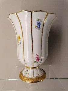 Meissen Blumenvase X- Form Goldbronze Goldrand Streublümchen Streublume 1. Wahl - Bild 1 von 6