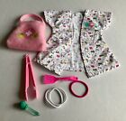 American Girl Wellie Wishers Camille Doll Vet Scrubs,Pink Nurse Bag , accesorios