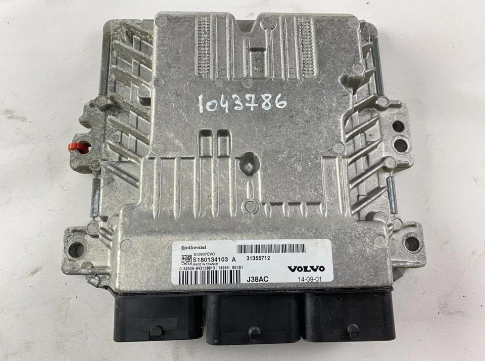 UNITÀ Di Controllo Motore VOLVO S60 II / V60 I VA2497369 (ECU) 31355712 - Immagine 1 di 1