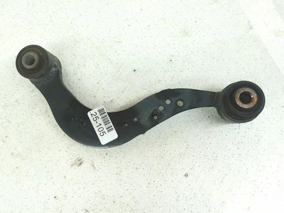 Brazo de control superior trasero derecho pasajero Lexus Rx350 2010-2022 48770-48010 Foto 1 de 4