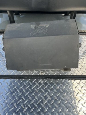 Теплозащитный экран глушителя John Deere 425 445 AM118436 - Изображение 1 из 4