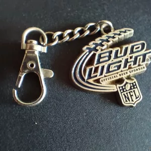 Bud Light offizieller Bier Sponsor der NFL Metall Schlüsselanhänger gebraucht B - Bild 1 von 7