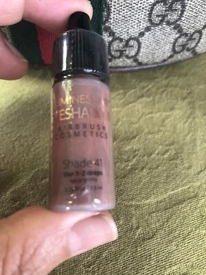 NUEVO ~ Luminess “Sombra de ojos” para sistema de aerógrafo - Tono 41 - Tamaño 0,25 oz / 7,5 ml Foto 1 de 4