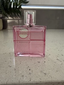 RARO SO GIVECHY Perfume 50 ml EDT Spray 95 por ciento Completo - Imagen 1 de 5