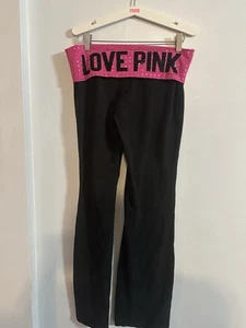 VS PINK VINTAGE HOT PINK BLING HEARTS Y2K FOLD OVER FLARE YOGA MED 2012 LEGGINGS - Picture 1 of 5