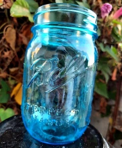 Blue or Blue Ball Mason Jar Heritage Collection Perfect Mason Limited Edition 10 - Picture 1 of 8