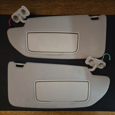 Juego de parasoles Volvo S60 2007 conductor y pasajero izquierdo y derecho OEM LH1/RH2 Foto 1 de 4