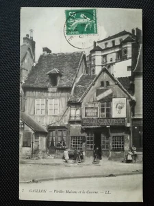 CPA 27 GAILLON - Vieilles Maisons et la Caserne - Imagen 1 de 2