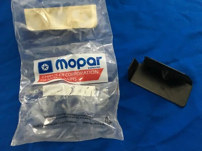 Soporte neón Dodge Plymouth 95-99 04655763 Mopar Nuevo de Lote Antiguo Foto 1 de 3