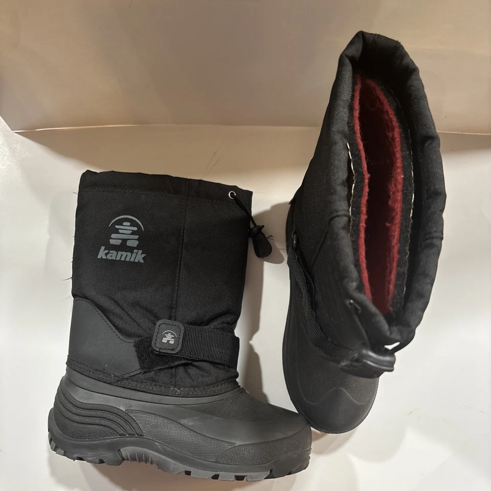 Kamik Negro Juvenil Nieve Invierno Botas Slip Talla Única 2 Es Un Buen Estado Usadas Foto 1 de 4