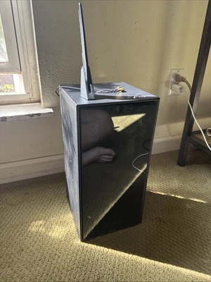 Mini pc Nzxt, en muy buen estado Foto 1 de 3