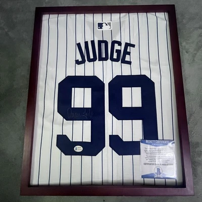 Aaron Judge Signed Yankees Jersey #99 Framed with Beckett COA - Image 1 of 4