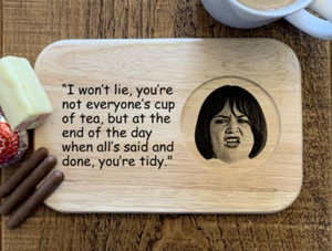 Tee- & Keksbrett - Nessa von Gavin & Stacey Merch. Lustiges Geschenk. Unikat - Bild 1 von 4