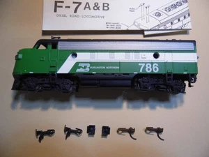 HO - Athearn - F7A Powered Diesel Locomotive, Burlington Northern 786      LN - Picture 1 of 3
