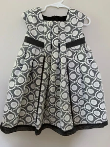ISOBELLA & CHLOE KLEINKIND MÄDCHEN KLEID - GRÖSSE 24 MONATE komplett gefüttert - Rückenbindung - Bild 1 von 4